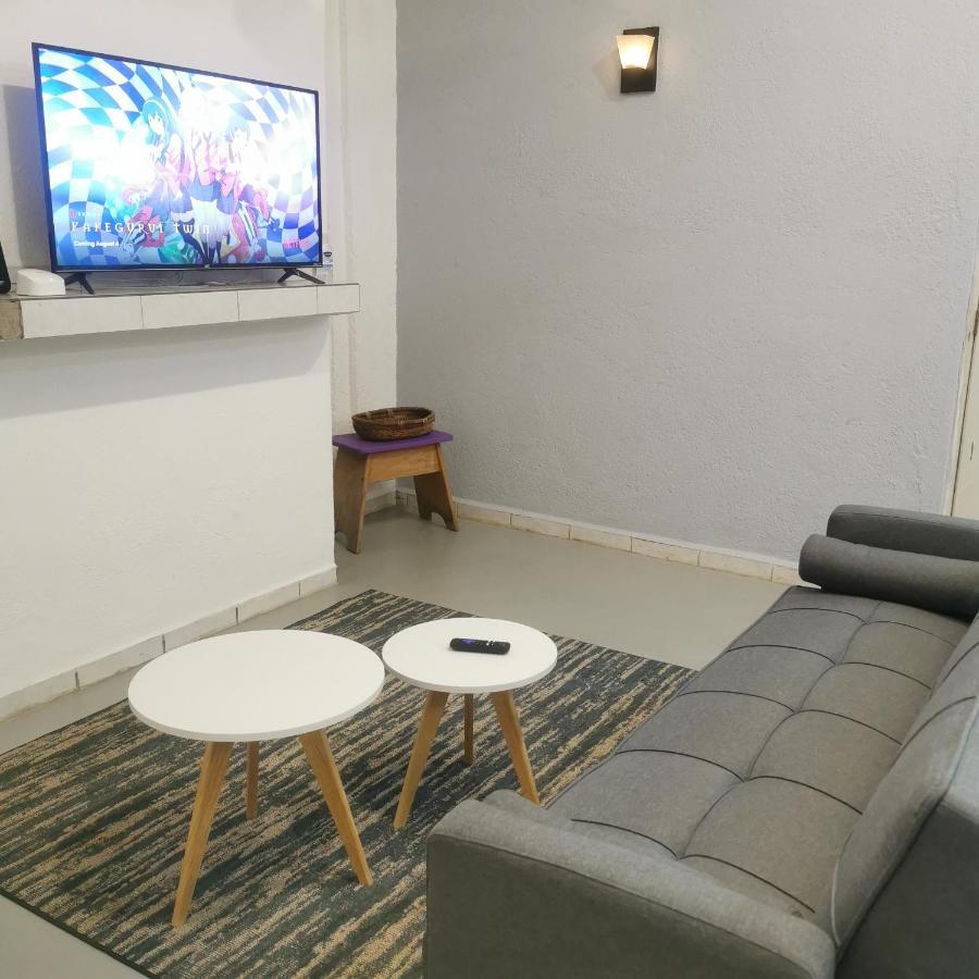 2 Bedroom Apartment With A/C Wi-Fi Best Location! 锡瓦塔塔内霍 外观 照片