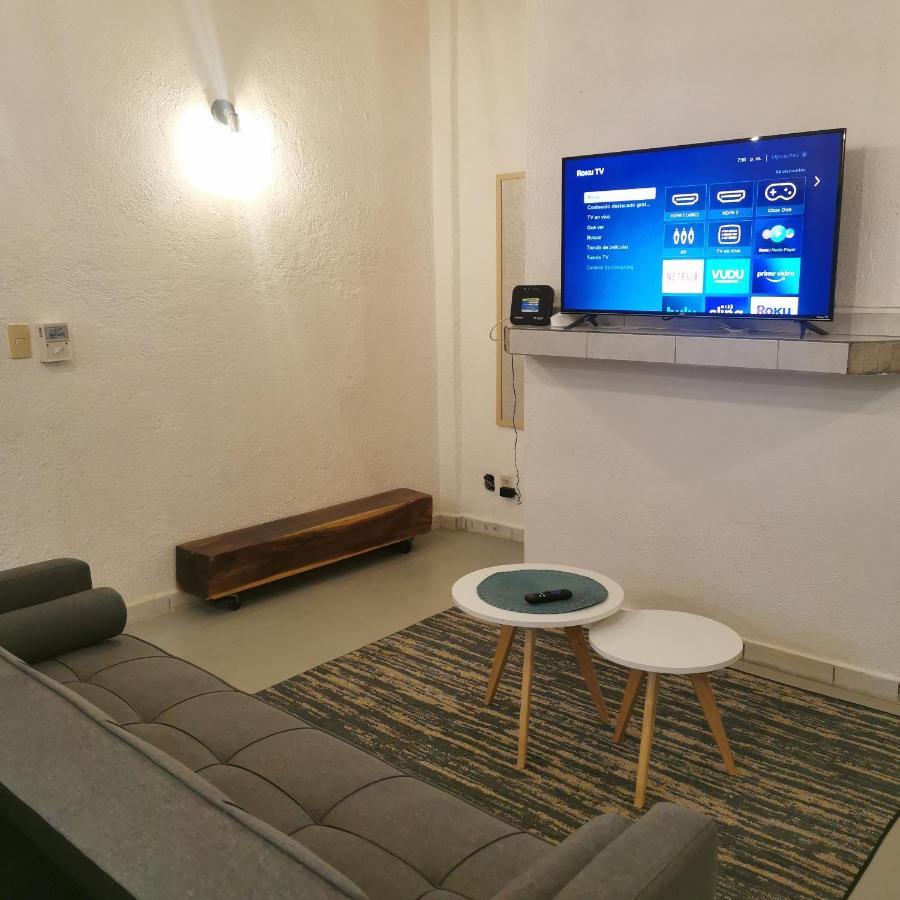 2 Bedroom Apartment With A/C Wi-Fi Best Location! 锡瓦塔塔内霍 外观 照片