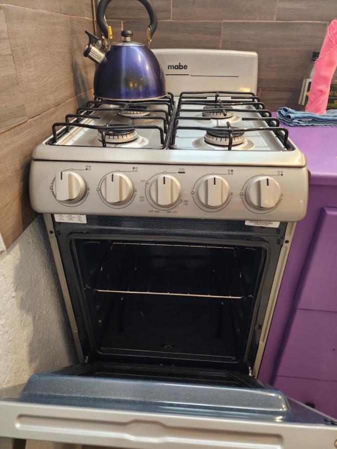 2 Bedroom Apartment With A/C Wi-Fi Best Location! 锡瓦塔塔内霍 外观 照片